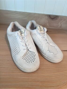 Off-White Knit Perforated Lace-Up Sneakers sz 13.5